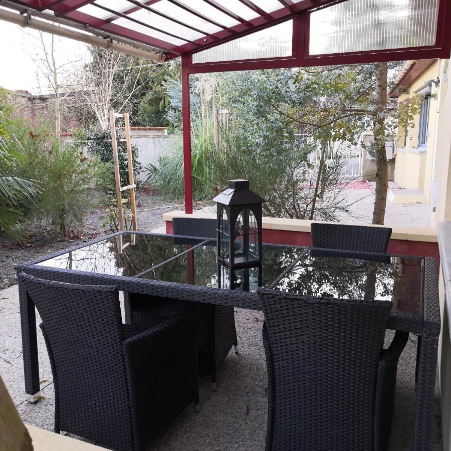 O Rethel Jacuzzi, Gite Ardennes Exterior foto
