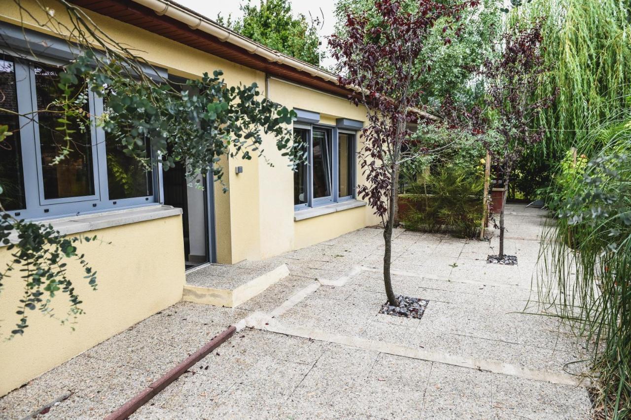 O Rethel Jacuzzi, Gite Ardennes Exterior foto
